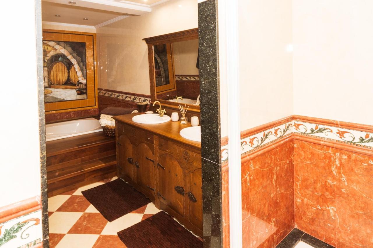 Villa Dolaretxe By Urdaibai Rentals Билбао Екстериор снимка